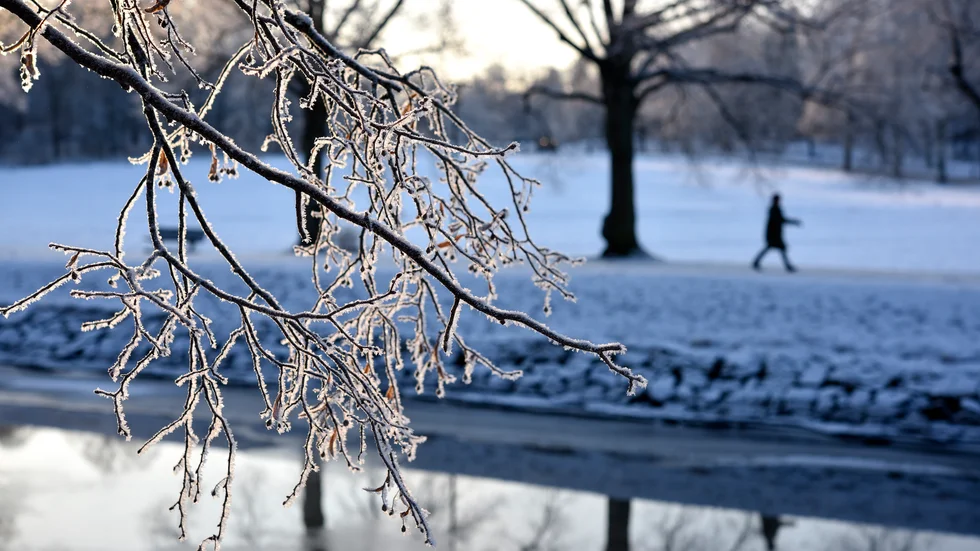 17 minus! Luleåborna har en ovanligt kylslagen lördag att vänta. 