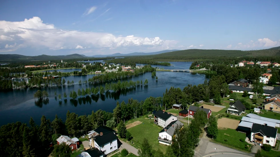 Sorsele. Vacker natur lockar turister, men likt många glesbydskommuner eroderar skattebasen.