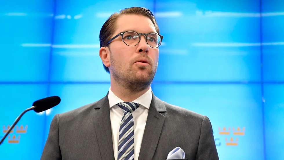 Moderaternas dilemma stavas Sverigedemokraterna, anser skribenten.