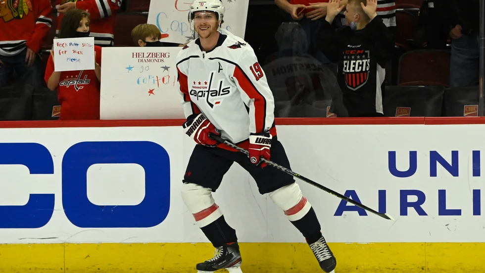 Nicklas Bäckström njöt under uppvärmningen inför nattens match mot Chicago.