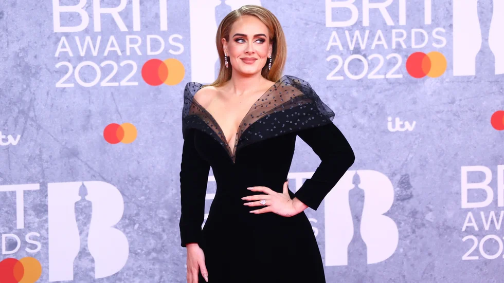 Priserna haglade över Adele på Brit Awards-galan.