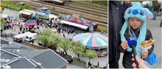 Alicias fynd på marknaden – mössa som vinkar på öronen