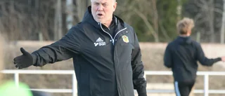Tränaren rasade efter kvitteringen: "Tre meter offside"