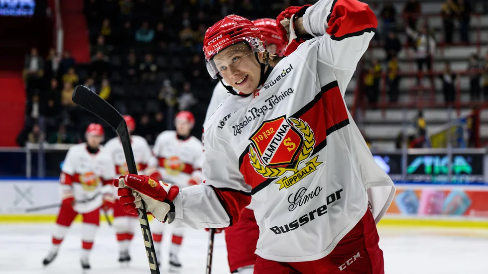 Mikkel Oby Olsen hade en bra säsong i Almtuna. Frågan är om norrmannen är en spelare på VH:s radar?