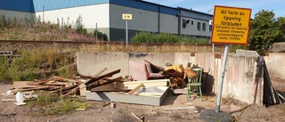 Helt möblemang dumpat i Vimmerby • Nedskräpning allt vanligare i centrum