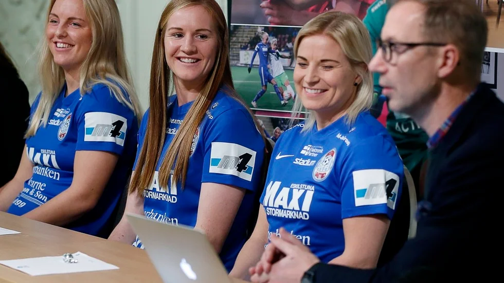 Mimmi Larsson, Vaila Barsley och Annica Svensson har alla förlängt med United.