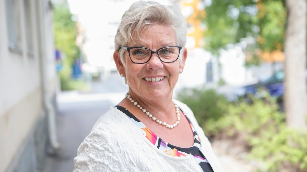 Dåvarande rektor Birgitta Åberg Andersson bär med sig händelsen då Nyhemsskolans elever och deras syskon massvaccinerades efter ett utbrott av epidemisk hjärnhinneinflammation.