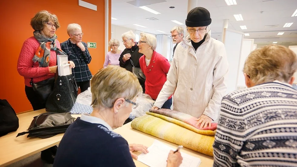 Seniorernas vårsalong hålls för tjugoandra året i rad och på tisdagen strömmade bidragen in.