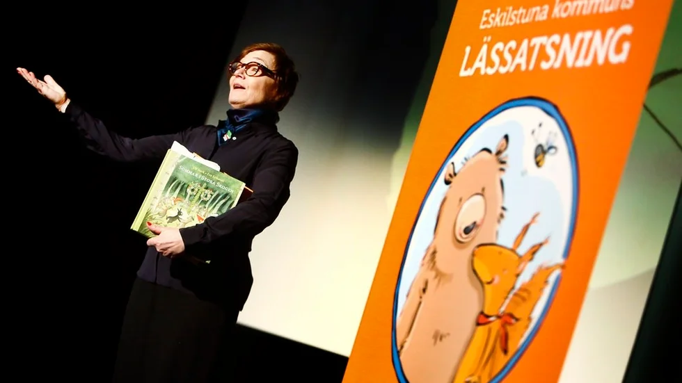 Viktigast är att högläsningen tilltalar de som inte tycker om att läsa, säger Sveriges läsambassadör Anne-Marie Körling som föreläste på Eskilstuna teater på torsdagen.