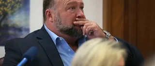 Alex Jones ska betala 4 miljoner dollar