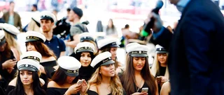 Mösspåtagning och tårtfest på torget