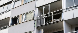 Kraftig explosion i lägenhet