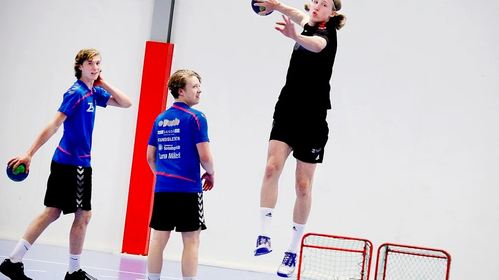 Kasper Larsson, Guif.