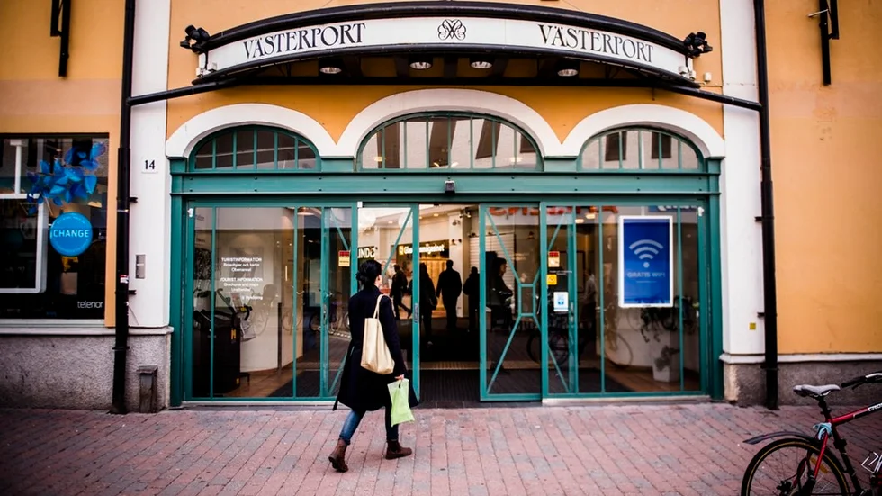 De nya ägarna har planer för gallerian Västerport. Inga nya hyresgäster är klara i nuläget men på sikt vill nya ägaren Stadsrum öppna upp och skapa mer ljus i ytorna inne i gallerian.