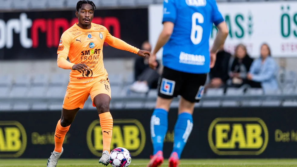 York Rafael tvingades till byte i halvtid efter en ful tackling i matchen mot Brage.