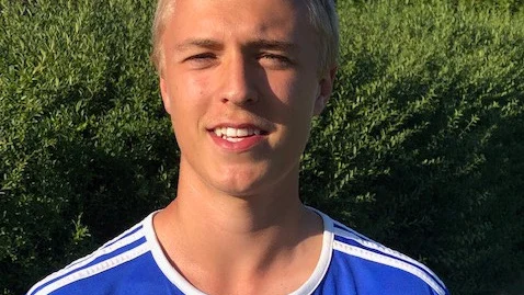 Emil Lundberg-Claesson i Hargs BK.