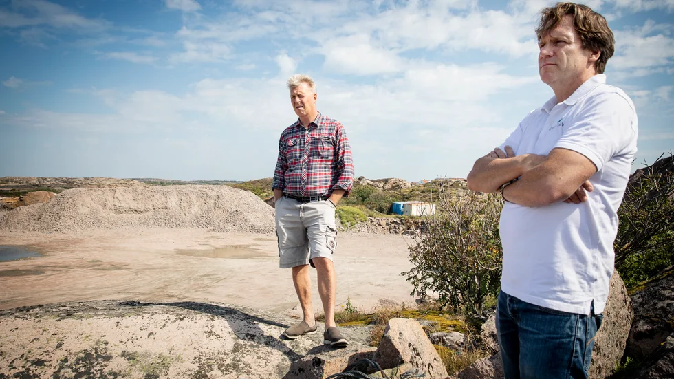 Joel Oresten och Claes Lundgren på Rena hav och Smögenlax har förberett stora områden för laxodling på land.