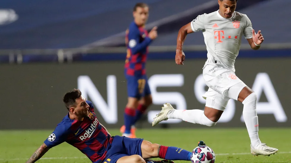 Bayern Münchens Serge Gnabry gjorde ett mål i 8–2-krossen mot Barcelona.