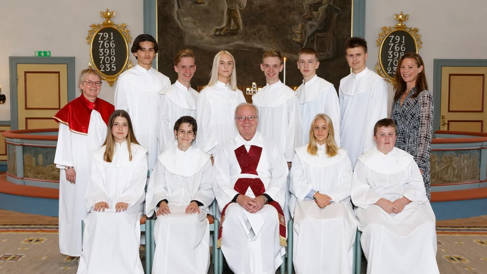 Det här gänget konfirmerades i Målilla kyrka den 26 september.