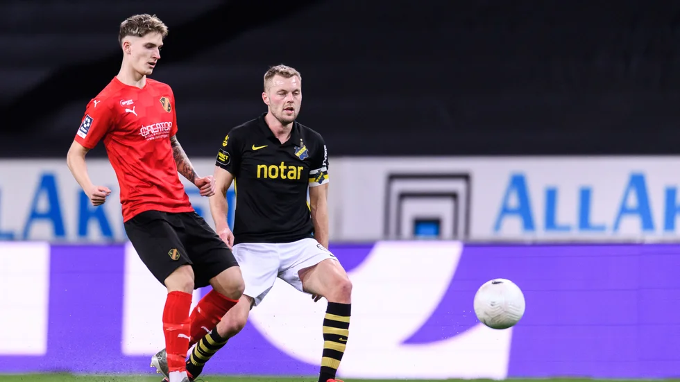 Philip Rundqvist, här i en träningsmatch mot AIK, är på provspel i IFK Luleå.