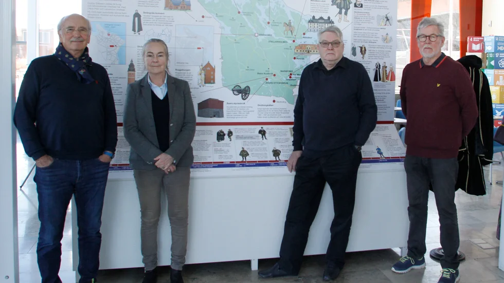 Jürgen Lüdtke, Monika Eriksson Bertilsson, formgivaren Jan-Erik Anderson och Karl-Åke Borg visade upp Gustav Vasa-utställningen som "invigdes" under fredagen.