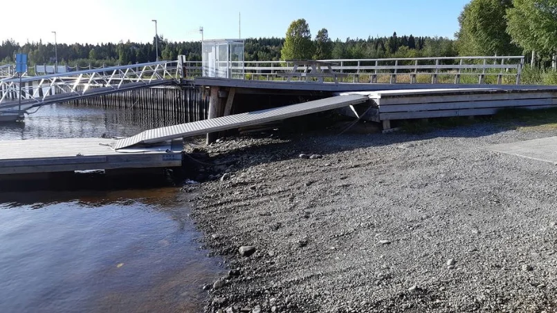 Havsnivån sjönk en meter mellan onsdag och torsdag.