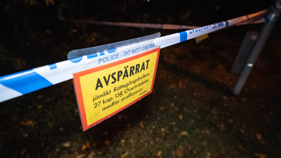 Polisen är förtegen om detaljerna, men klart är att en  skottlossning ägt rum i Märsta i fredags eller tidigare.