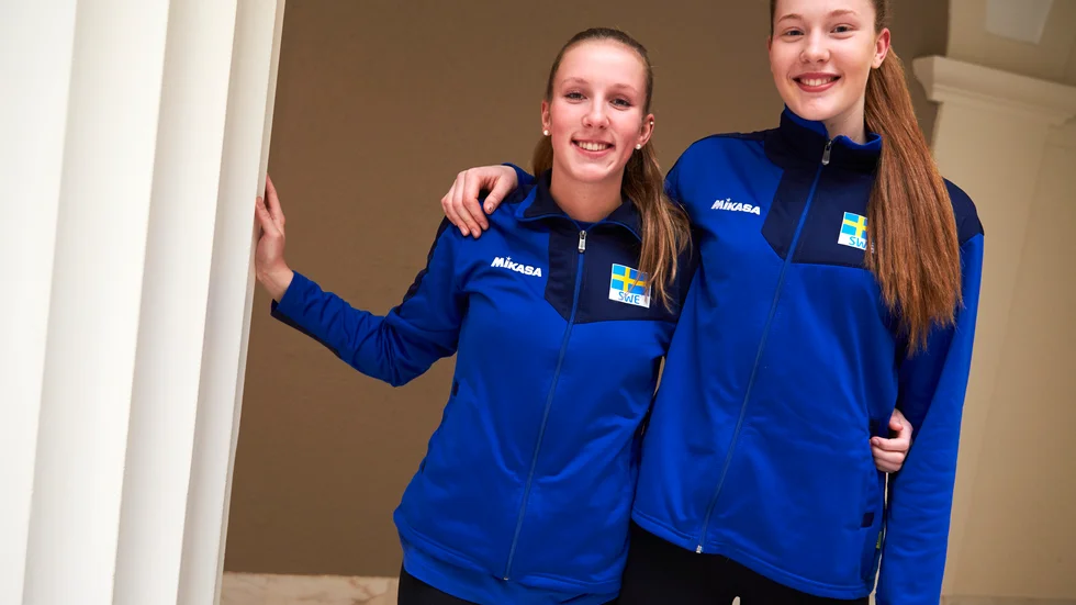 Anna, till vänster, och Isabelle Haak kommer att mötas i Champions League. Arkivbild.