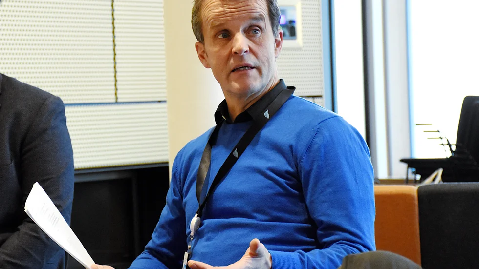 Olle Lundin, professor i förvaltningsrätt, är starkt kritisk till Gunnar Selbergs agerande när det gäller bygglov.