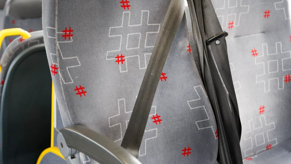 En buss i Strängnäs utsattes för invändig skadegörelse på torsdagen