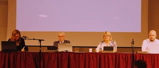 Fullmäktiges ordförande kräver säkra uppkopplingar