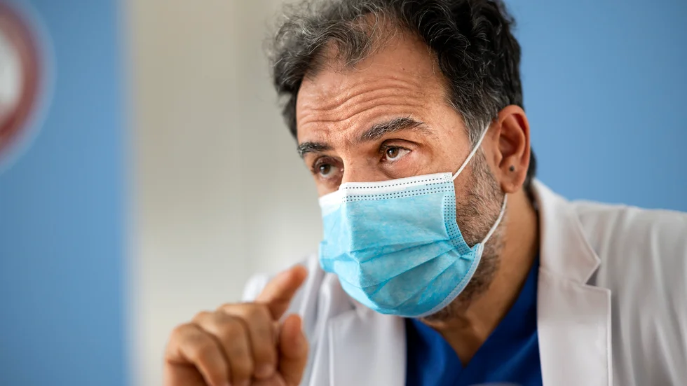 Reza Ghotbi, kärlkirurg och chefsläkare för sjukhuset Helios-Klinikum München West.