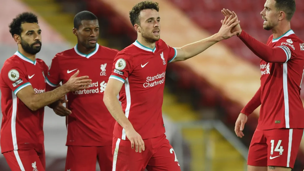 Diogo Jota, i mitten, blev matchhjälte för Liverpool.