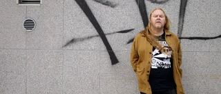 Mattias Alkberg aktuell med sin sjunde diktsamling