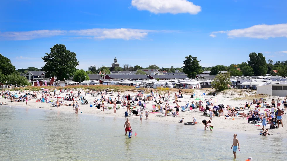 SOMMARNÖJE. Även om den första vågen av pandemin tycks ha ebbat ut måste vi bevara vår vaksamhet. 