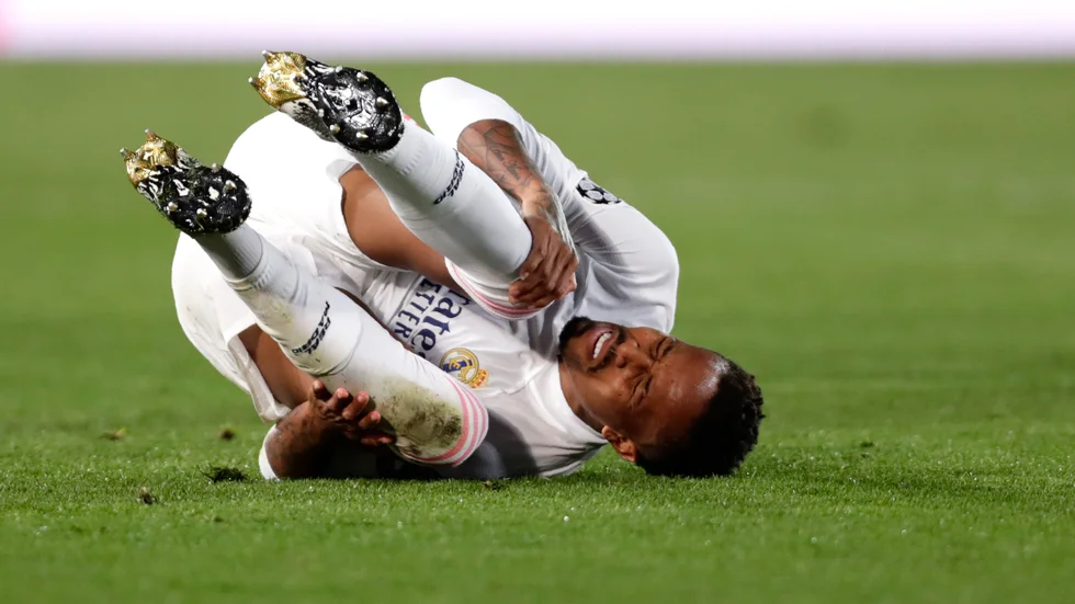 Éder Militão ser ut att missa onsdagens Champions League-match mot Inter, efter att ha testats positivt för covid-19. Arkivbild.
