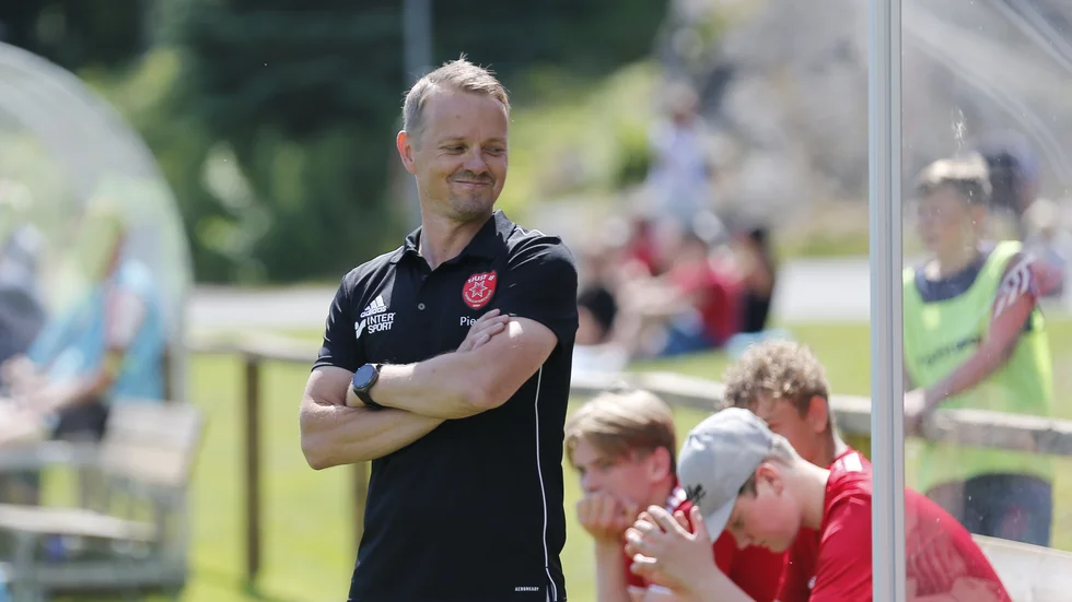Pierre Tegenstam, Tjust IF, gästar IFK Västervik för premiären i division fem på fredagen.
