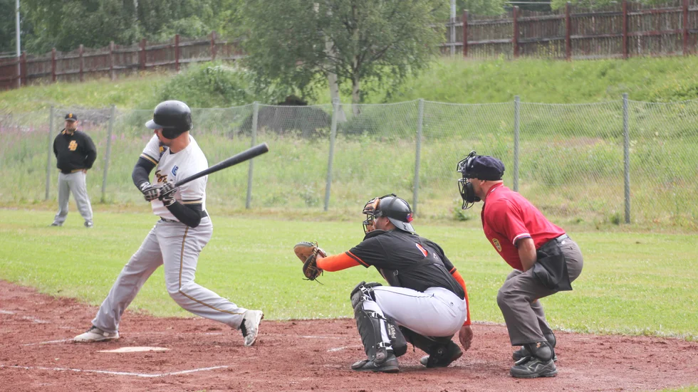 Skellefteå Basebolls slagman Alexander Jakobsson.