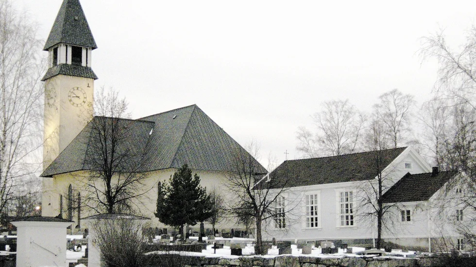 Jon Henrik Fjällgren ger den  21 september 2024 en konsert i Burträsk kyrka. Hans första skiva gjorde han som 16-åring, den hette ”Onne vielle”.