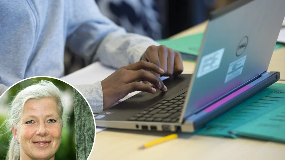 Moderaterna är påfallande tysta i skolfrågorna och partiets utbildningspolitiske talesperson, Kristina Axén Olin, håller låg profil, skriver ledarskribenten.