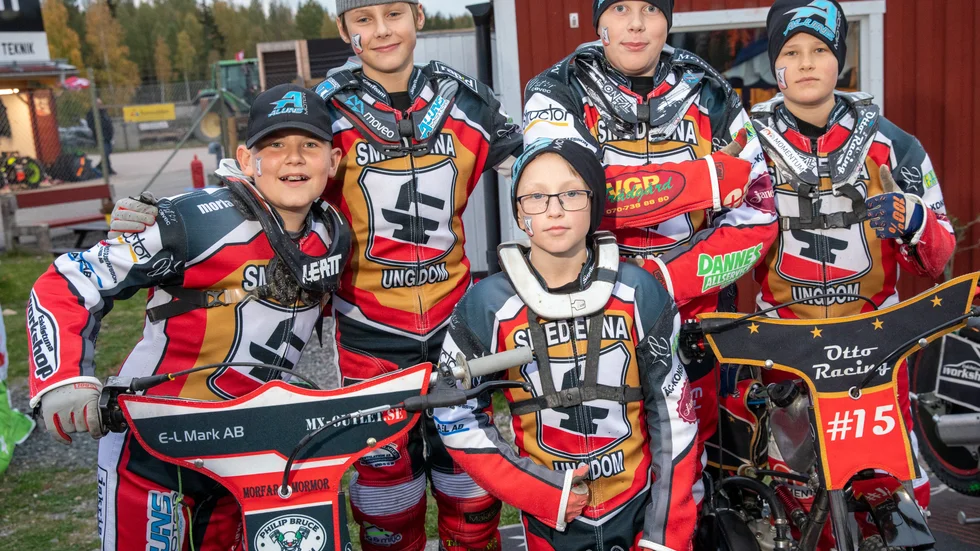 Smedernas framtid har gjort en lysande säsong. På bilden syns Charlie Netz, Anton Jansson, Jesper Kvarnström, Philip Bruce och Otto Autere.