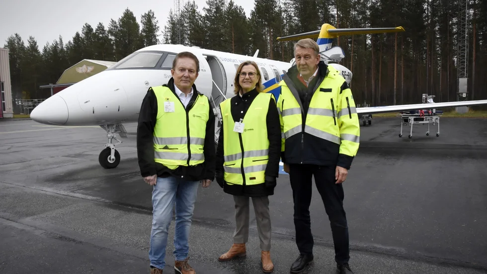 Regionrådet Kenneth Backgård (SJVP), regiondirektören Anna-Stina Nordmark Nilsson och KSA:s förbundsordförande Anders Sylvan. 