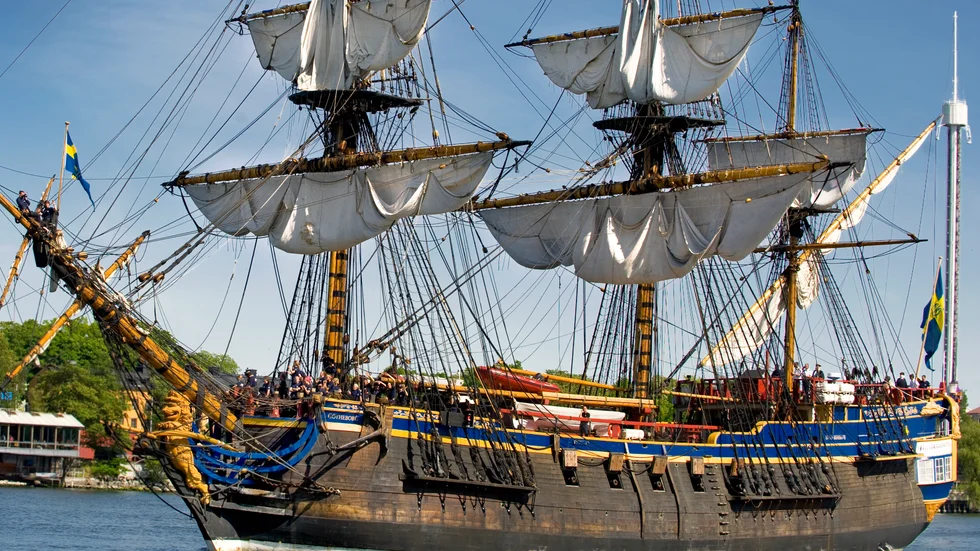 Ostindiefararen Götheborg anländer till Stockholm efter en seglats från Göteborg 2008. Nu är det snart dags igen.