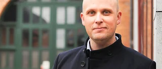 Driven entreprenör med rötterna i Flen: "Mamma och pappa var vanliga arbetare"