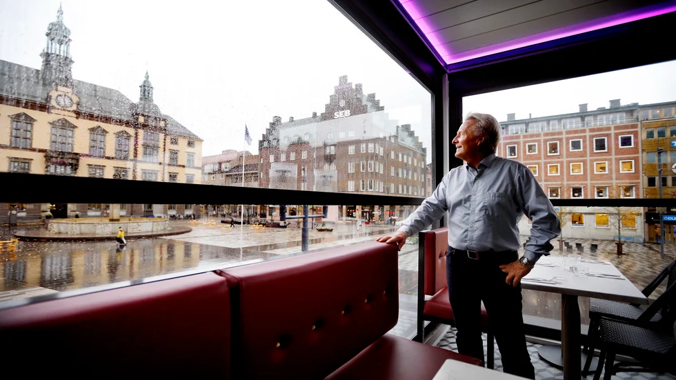 Från glashusets pergola ska man i sommar kunna avnjuta konserter på torget, säger Vinägerägaren Göran Pettersson.