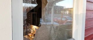 Inga skotthål hittade – attacken mot villan rubriceras som skadegörelse