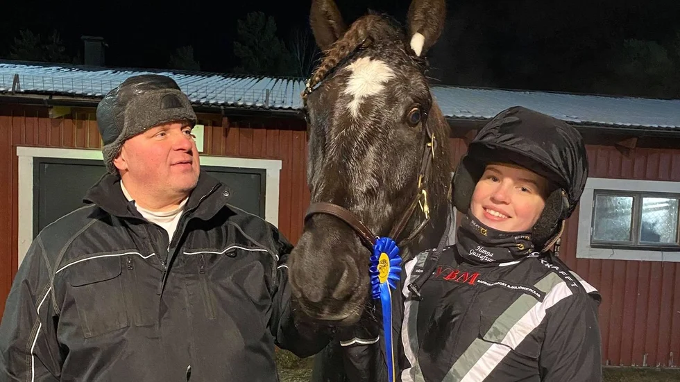 Jan och Hanna Gustafsson efter Forsunders seger på Umåker.