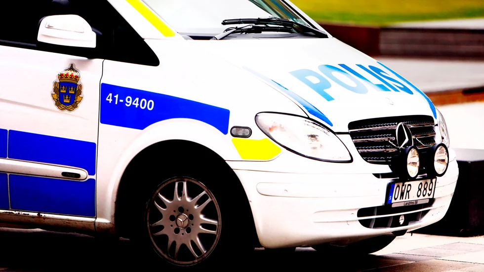 Ett företag i Hultsfred har polisanmält att två spikpistoler fått fötter.
