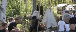 Häxor, magi och gömda skatter i skogarna kring Flen