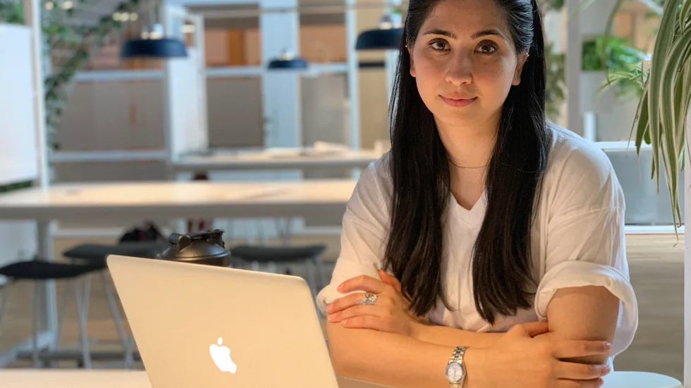 Det som oroar Lisa Kakar i Luleå mest just nu är uppgifter om att talibanerna tar med sig flickor från de områden de tar makt över. Hennes familj bor i Kabul och nu förbereder de sig för att fly.